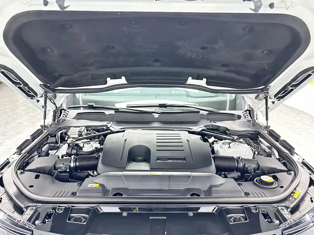 Land Rover Sport 2019 — фото 12