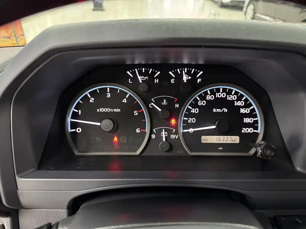 Toyota Land Cruiser 2020 — фото 20