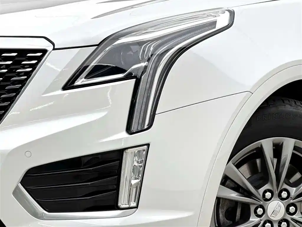 Cadillac XT5 2019 — фото 14