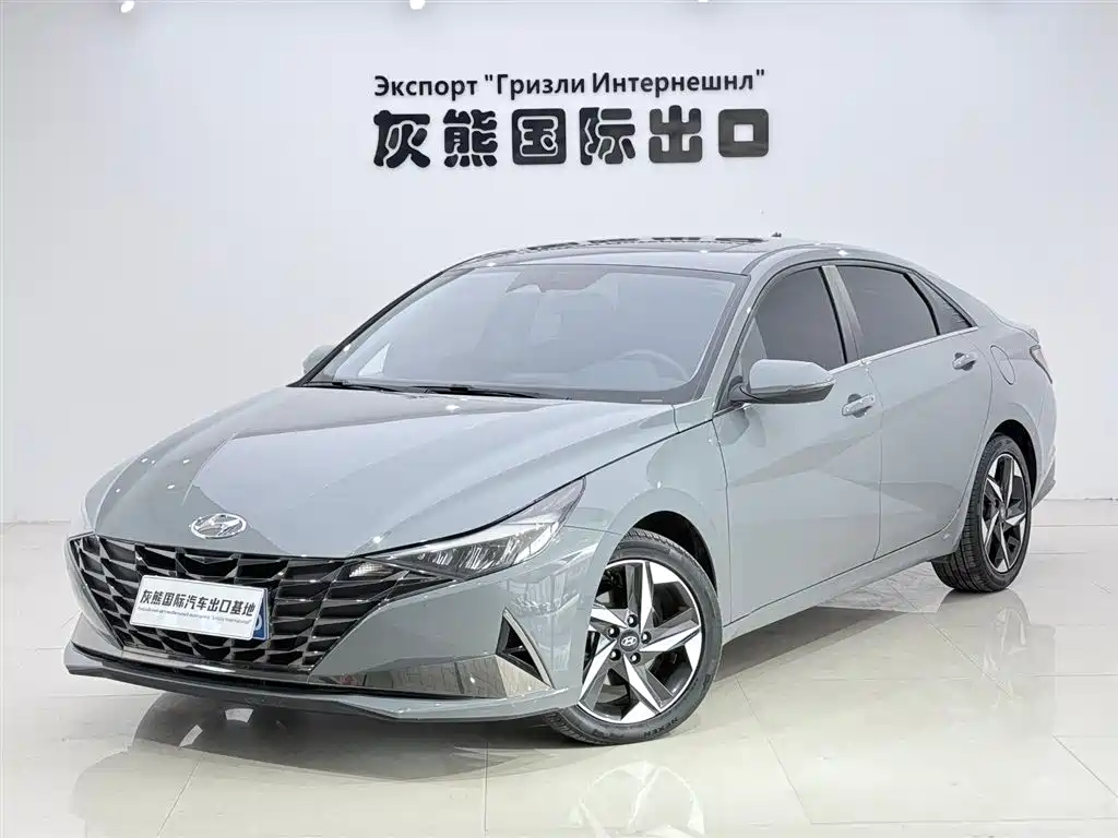 Hyundai Elantra 2023
