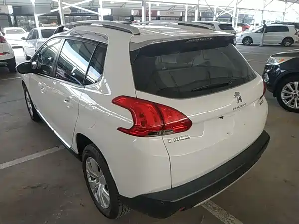 Peugeot 2008 2014