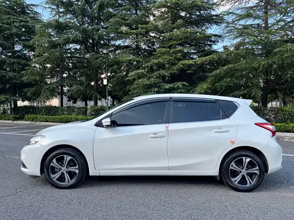 Nissan Tiida 2019