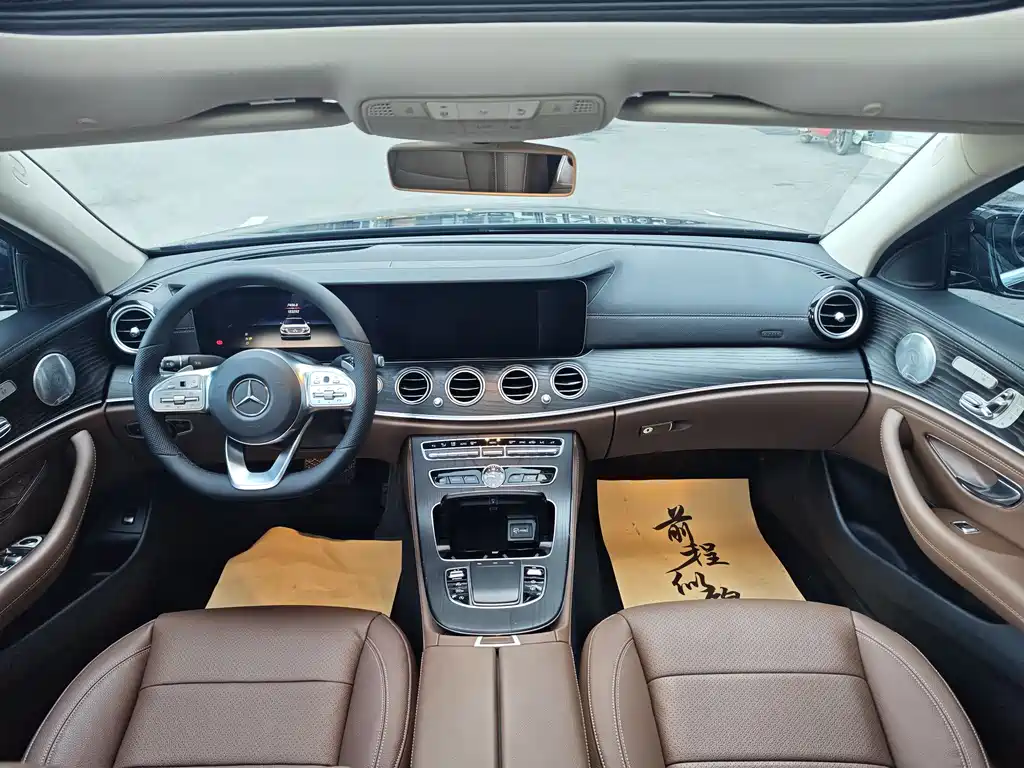 Mercedes-Benz E-Class 2020 — фото 12