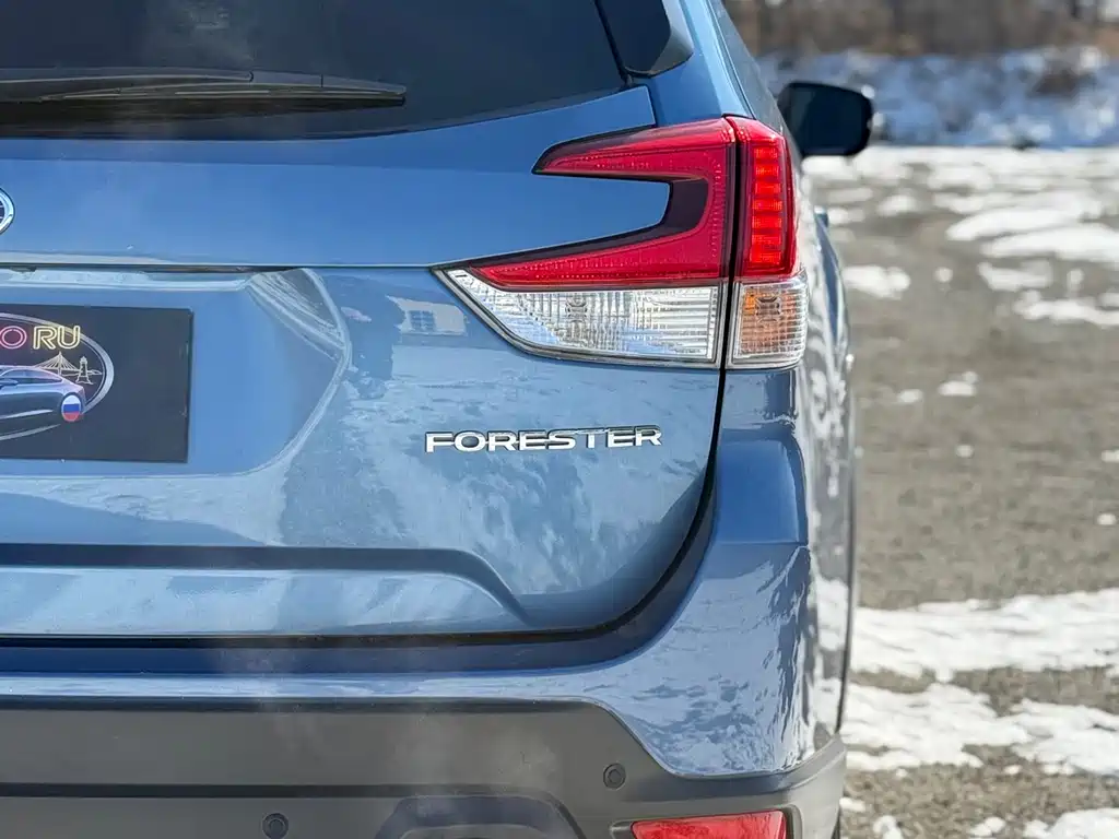 Subaru Forester 2023 — фото 27