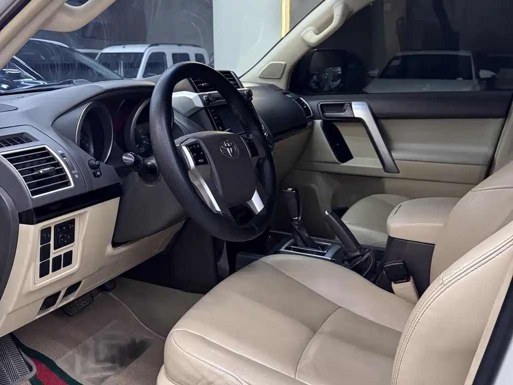 Toyota Prado 2017