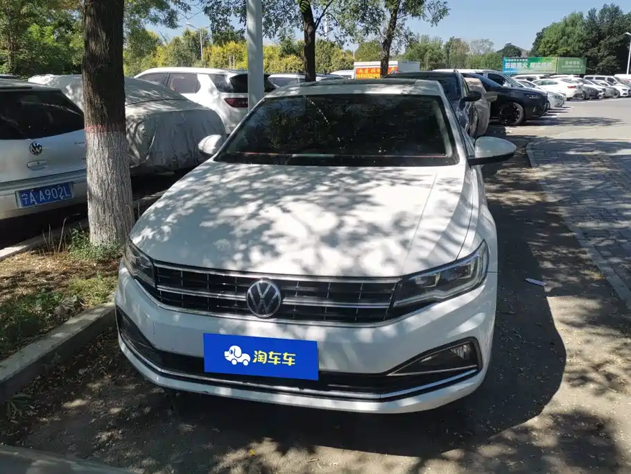 Volkswagen Bora 2022