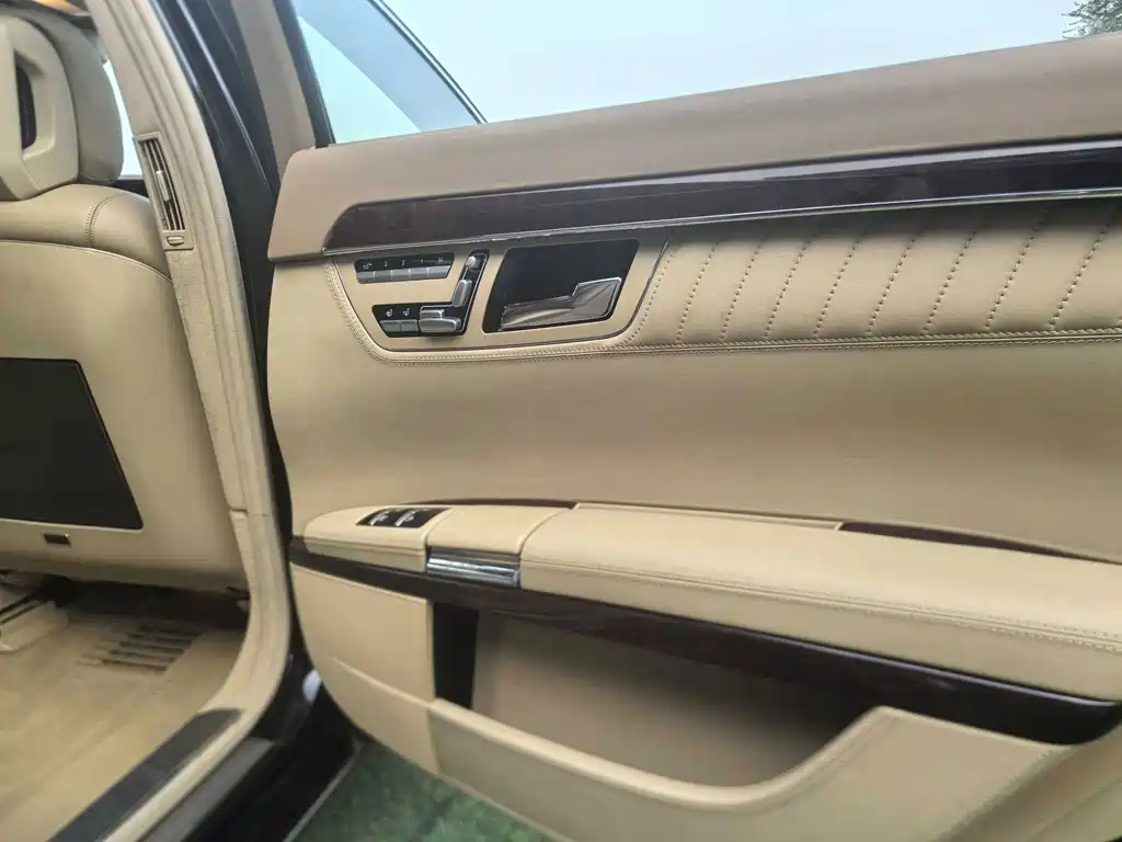 Mercedes-Benz S-Class 2010 — фото 13
