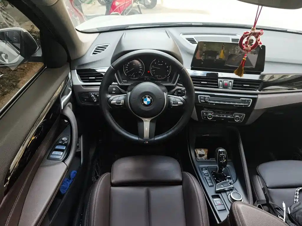BMW X1 2022 — фото 6