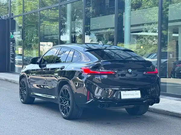 BMW X4 M 2025