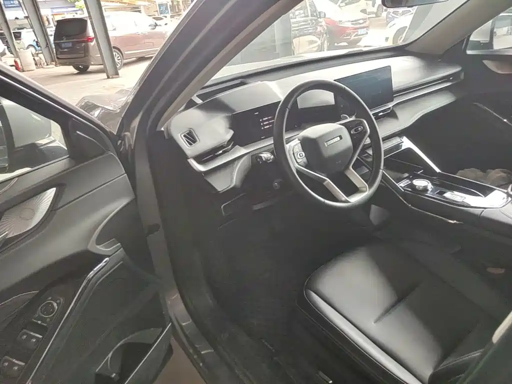 Haval H6 2023 — фото 16