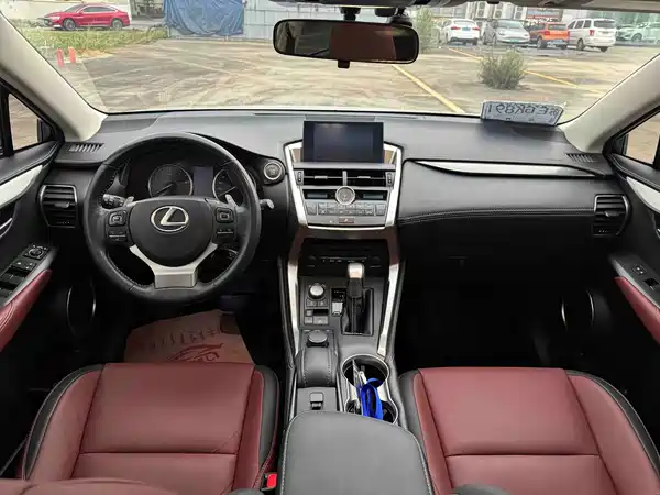 Lexus NX 2016