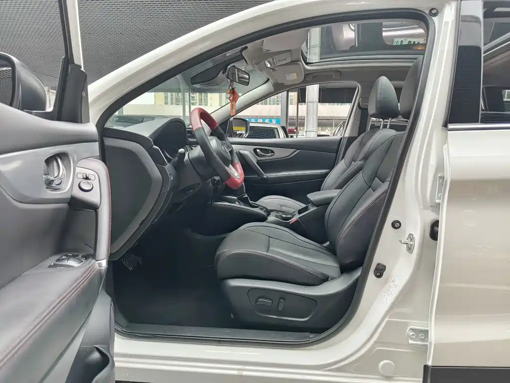 Nissan Qashqai 2023 — фото 9