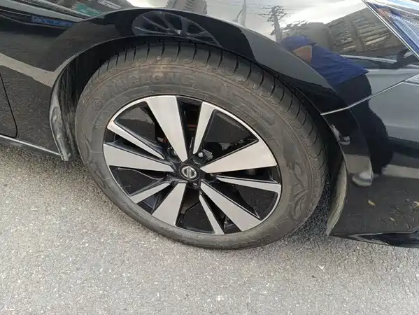 Nissan Teana 2022