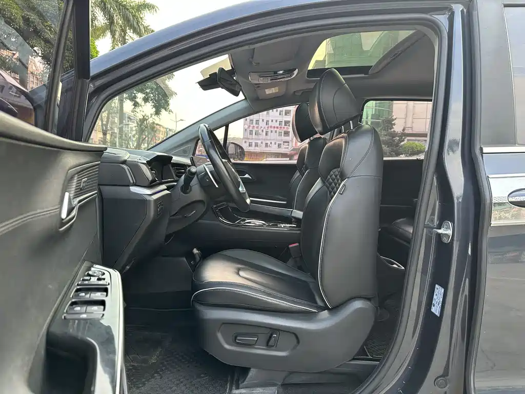 Hyundai Custo 2022 — фото 15