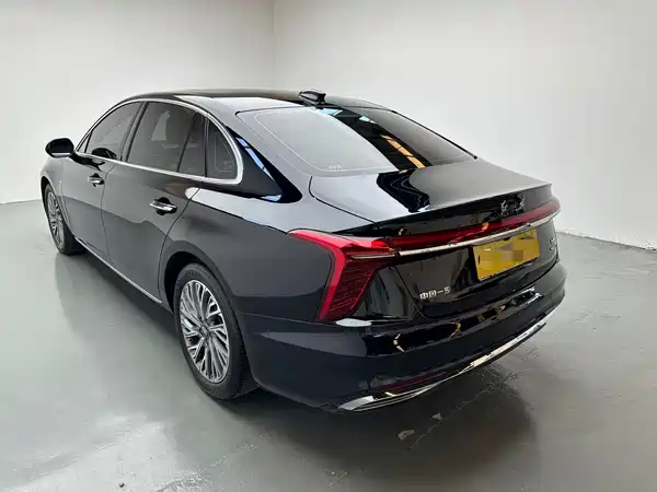 Hongqi H5 2022