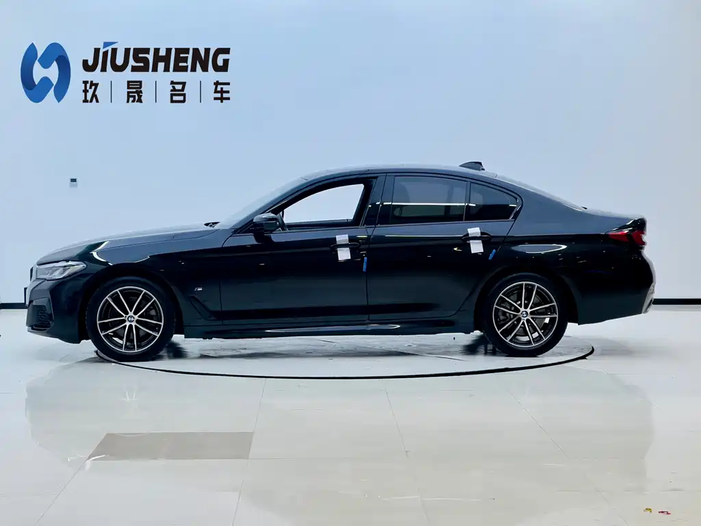 BMW 5 Series 2022