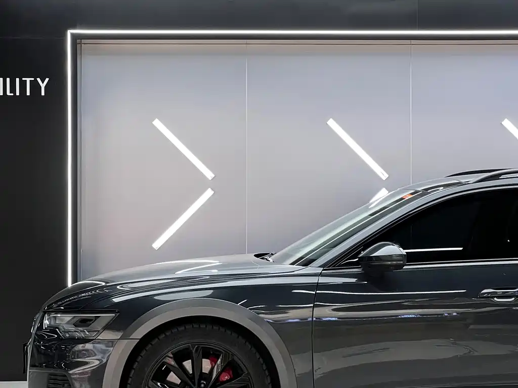Audi A6 2023 — фото 30