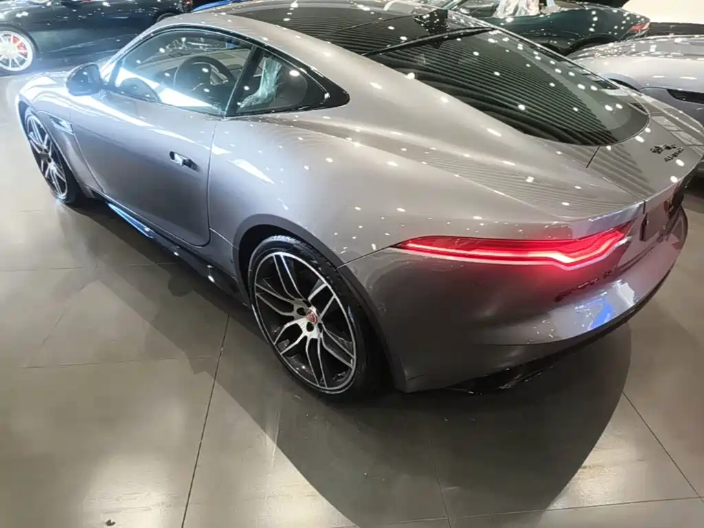 Jaguar F-TYPE 2020 — фото 5