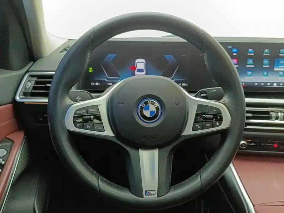 BMW i3 2024 — фото 15