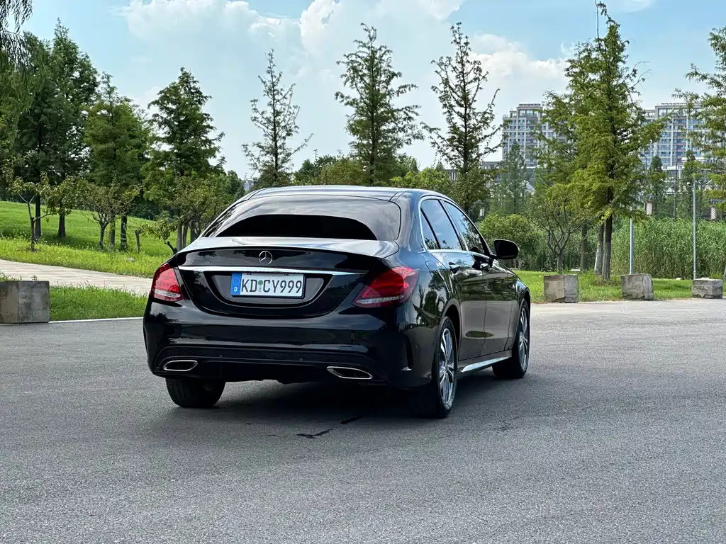 Mercedes-Benz C-Class 2018 — фото 19