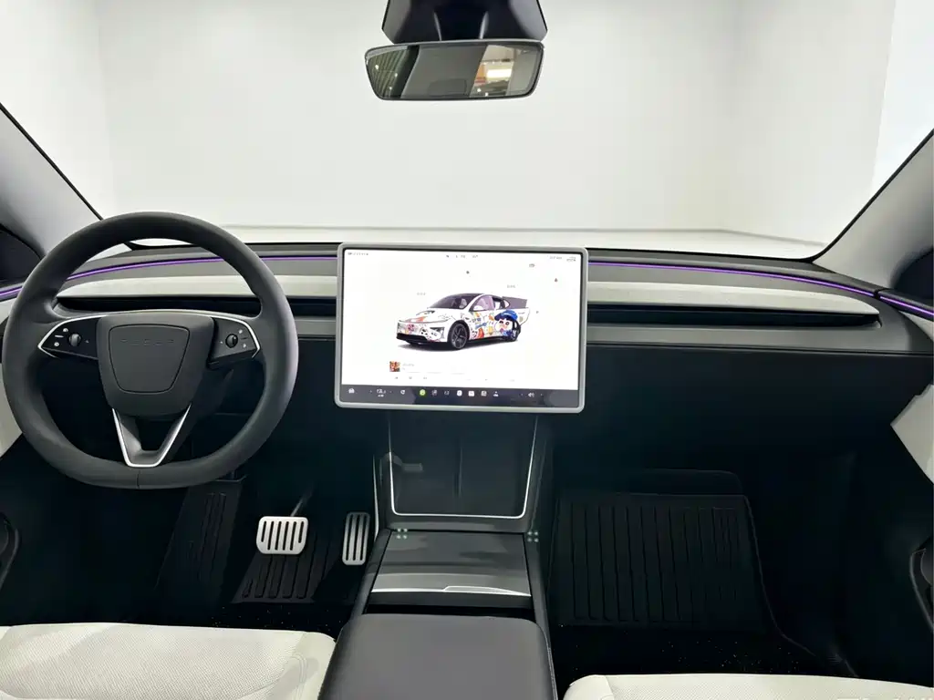 Tesla Model Y 2025 — фото 11