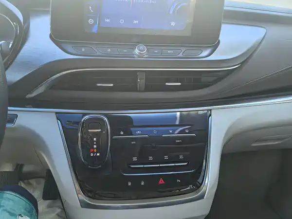 Buick GL8 2022