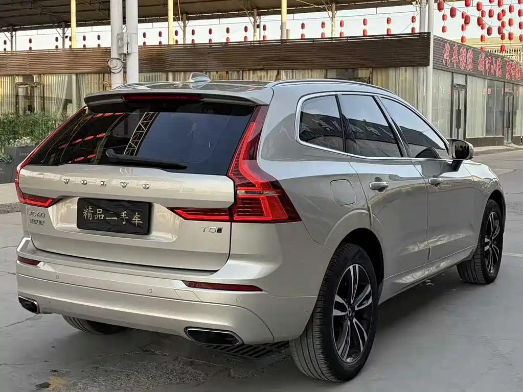 Volvo XC60 2018 — фото 6