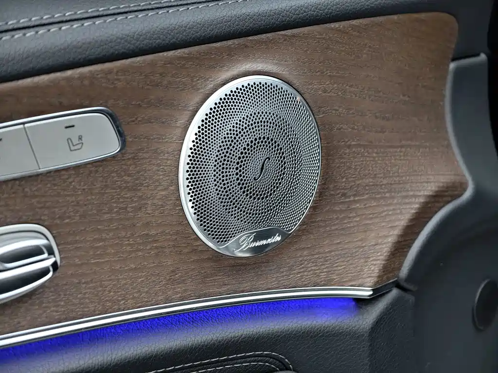 Mercedes-Benz E-Class 2019 — фото 12