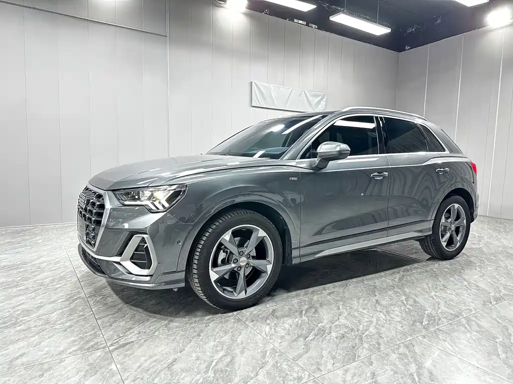 Audi Q3 2022