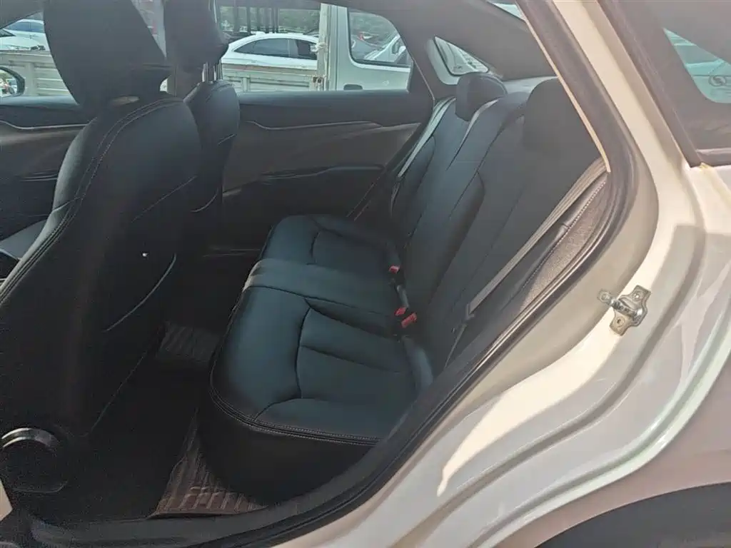 Buick Excelle 2017 — фото 17