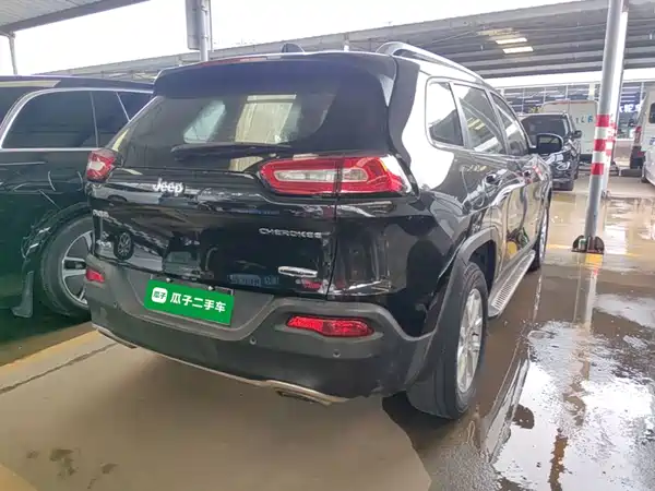 Jeep Cherokee 2017