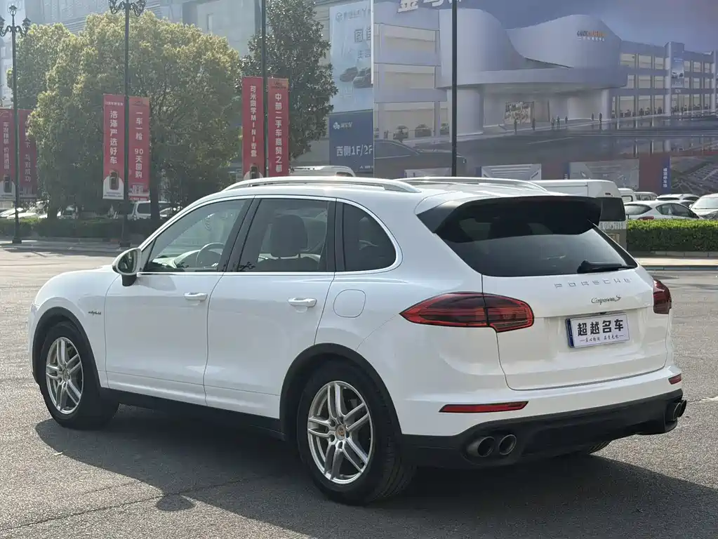 Porsche Cayenne Hybrid 2017 — фото 7