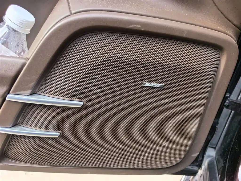 Porsche Cayenne 2016 — фото 10