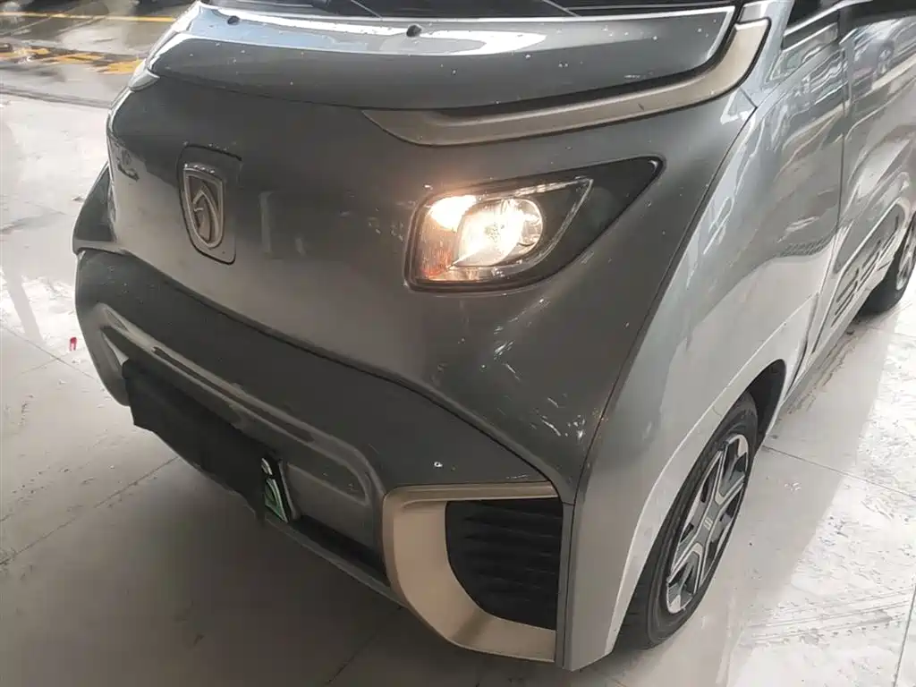 Baojun E200 2019 — фото 24