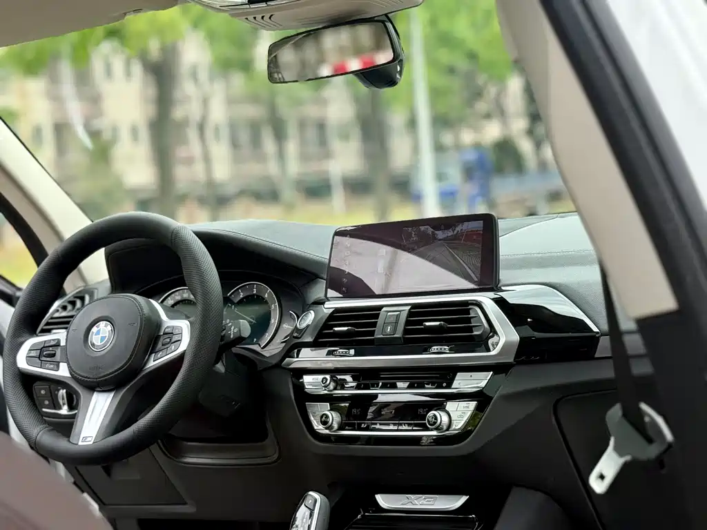 BMW X3 2018 — фото 17