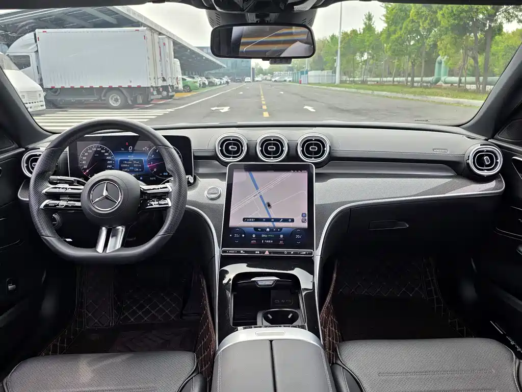 Mercedes-Benz C-Class 2022 — фото 8