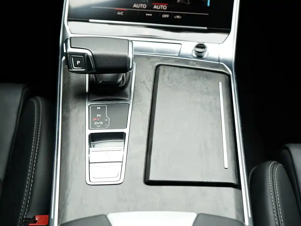 Audi A6L 2023 — фото 14
