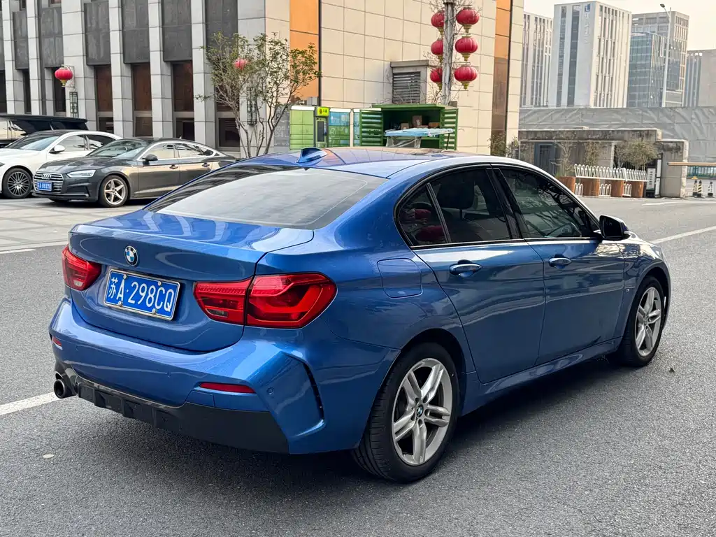 BMW 1 Series 2019 — фото 7