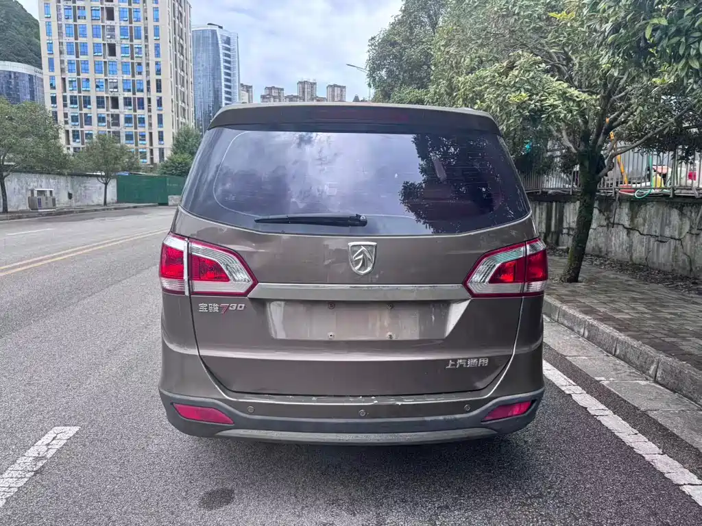 Baojun 730 2014