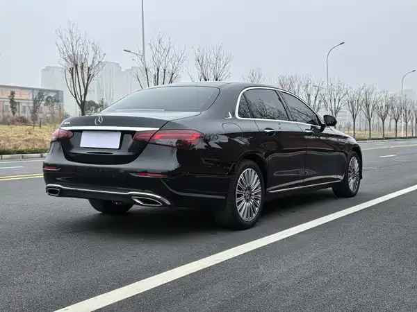 Mercedes-Benz E-Class 2023