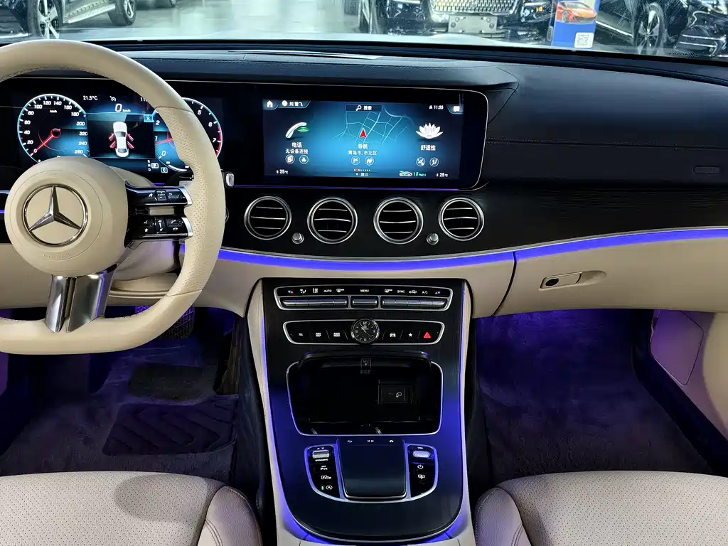 Mercedes-Benz E-Class 2021 — фото 17