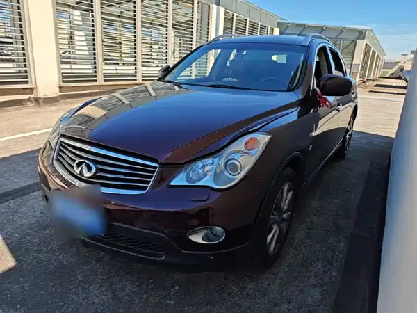 Infiniti QX50 2015