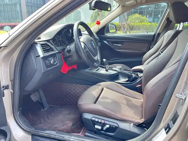 BMW 3 Series 2019