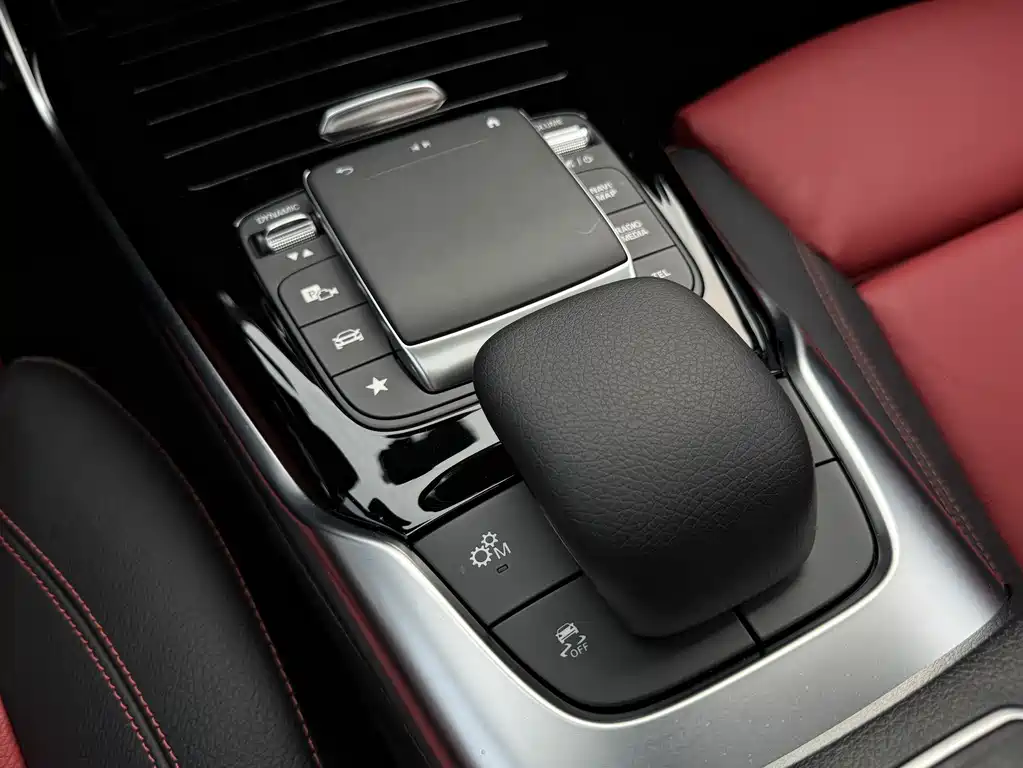 Mercedes-Benz A-Class AMG 2023 — фото 11