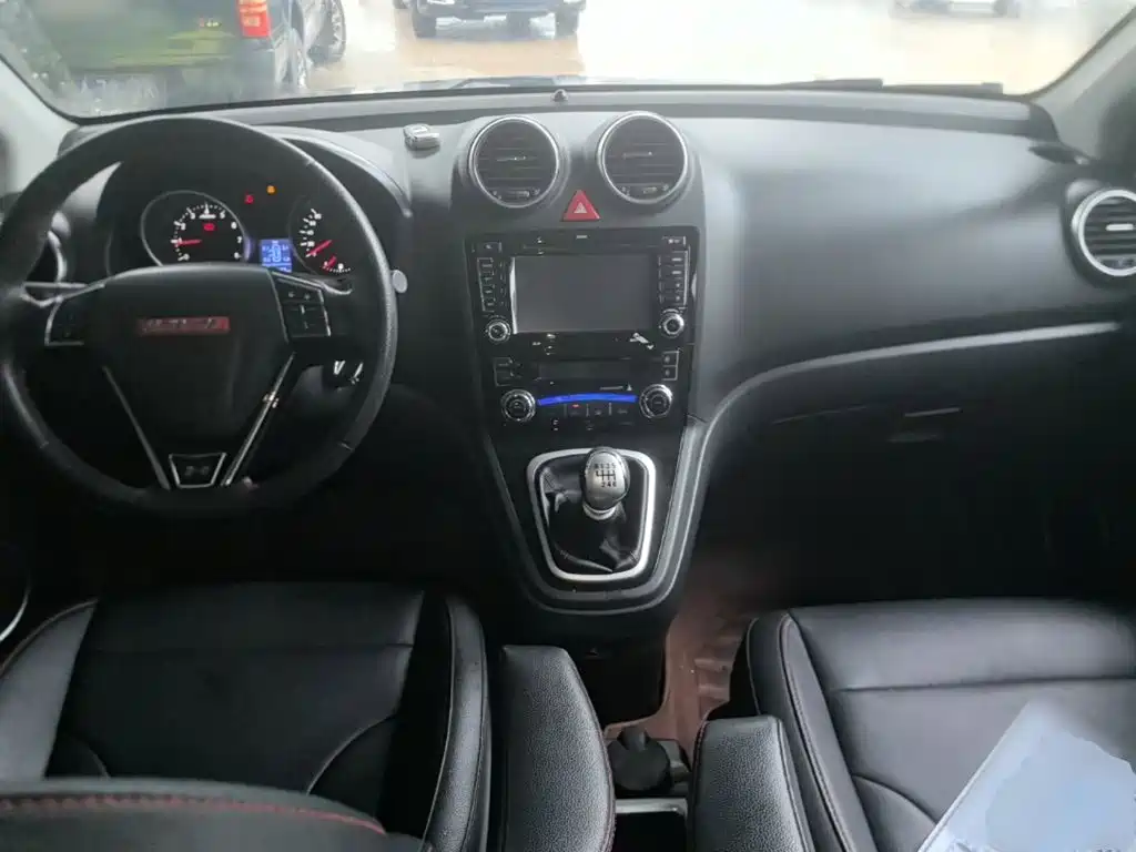 Haval H6 2015 — фото 10