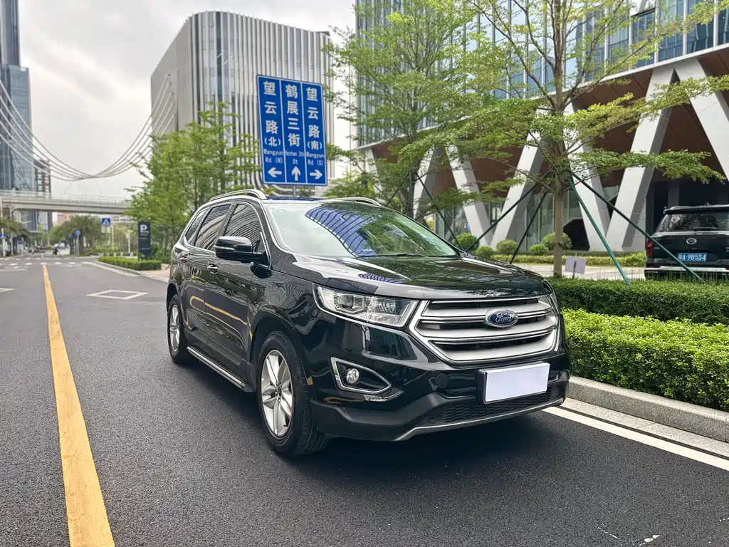 Ford Edge 2018 — фото 3