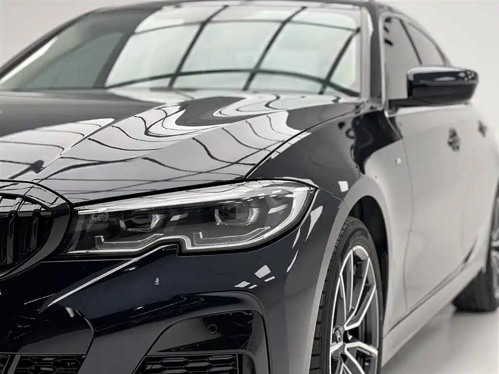 BMW 3 Series 2022