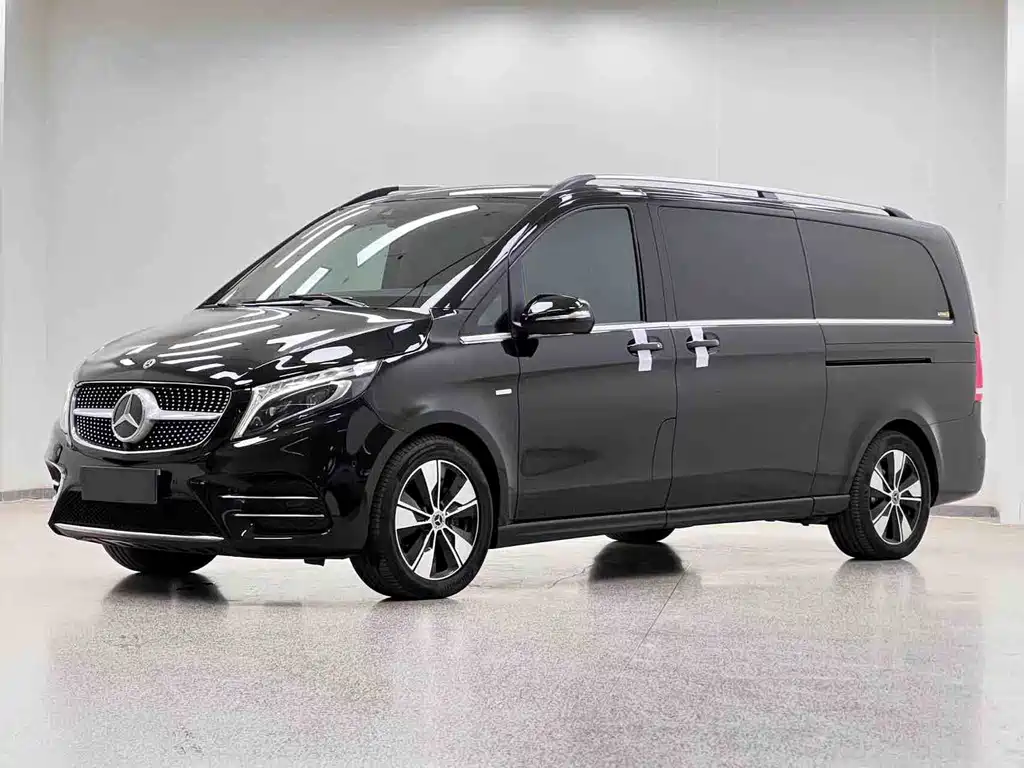 Mercedes-Benz V-Class 2021 — фото 1