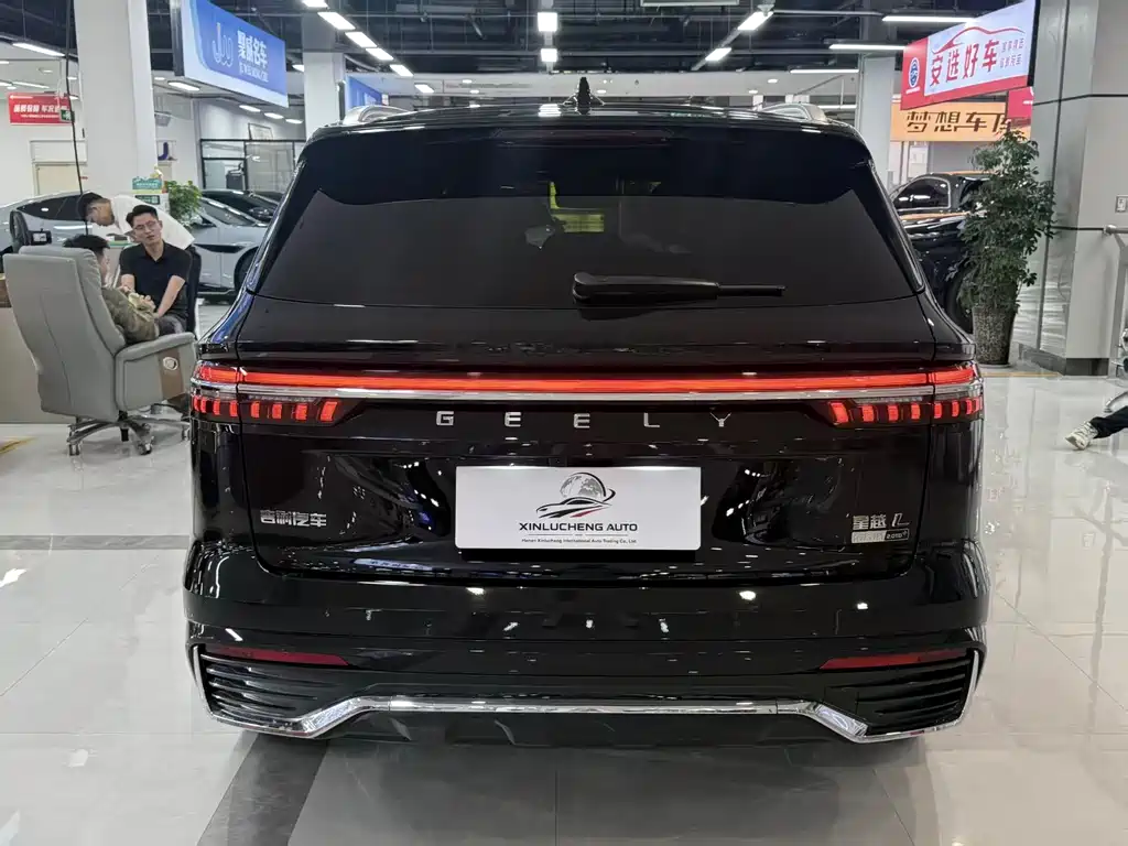 Geely Xingyue L 2026 — фото 13