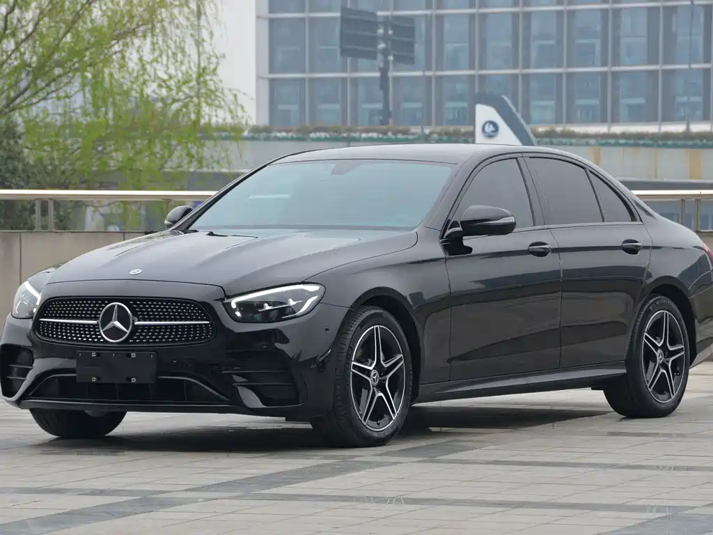 Mercedes-Benz E-Class 2021